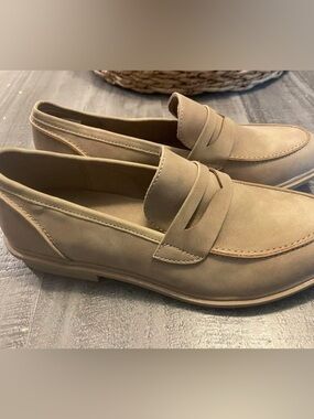 Rocket Dog Gabby Loafers